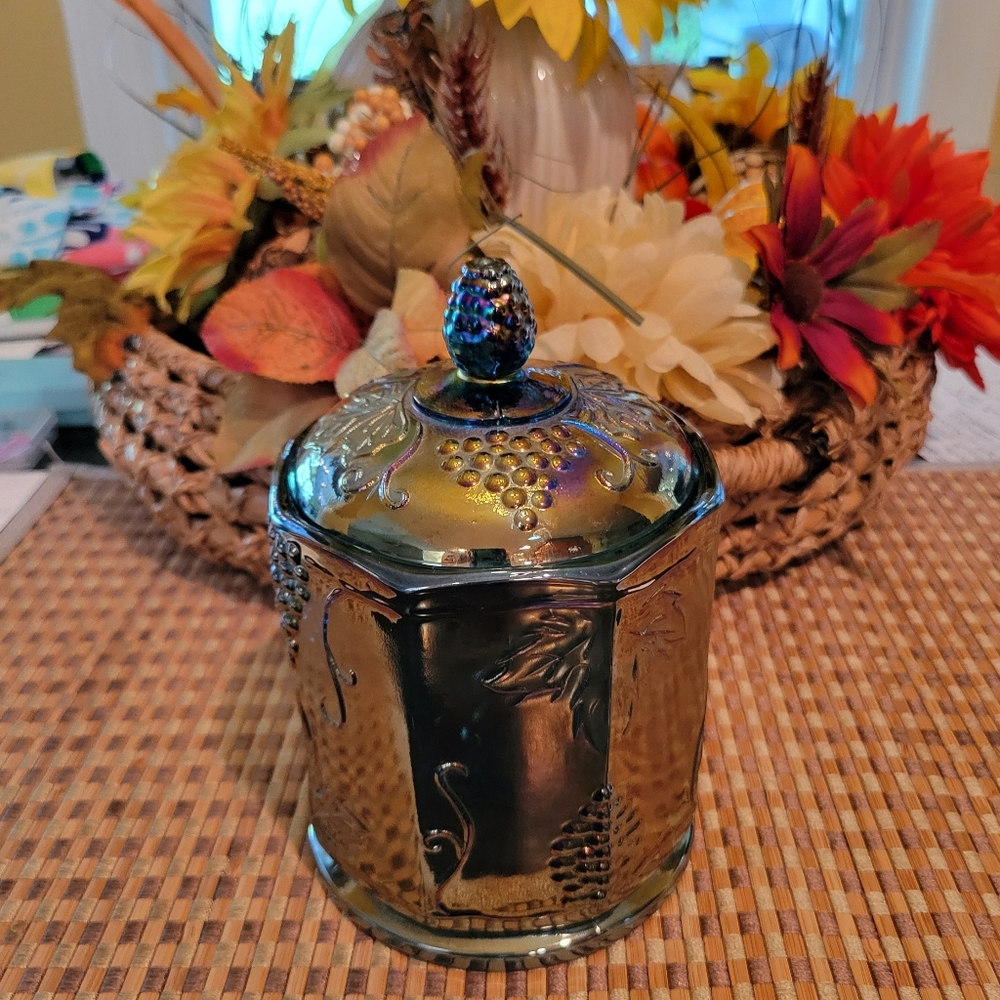 Vintage Harvest Grape Blue And Purple Irridescent Carnival Glass